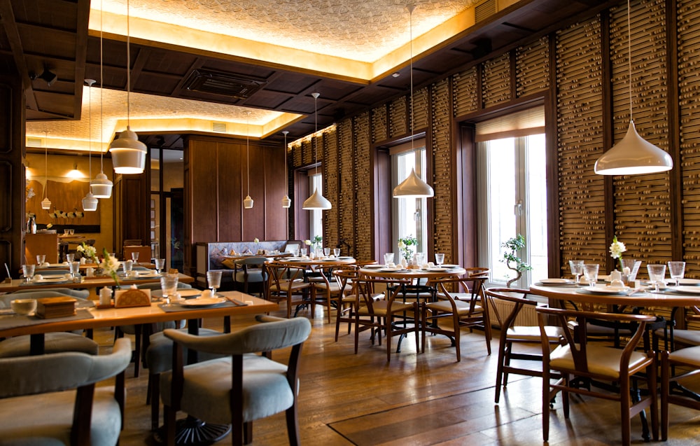 Bästa restaurangerna i Rotterdam just nu